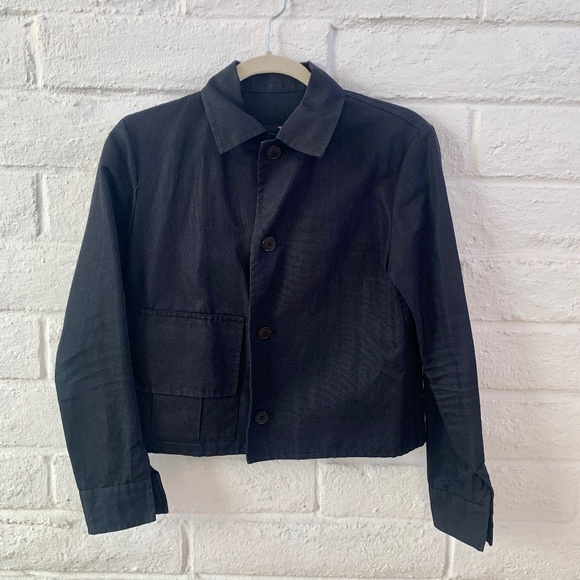 Black Jacket - Picture 1 of 3